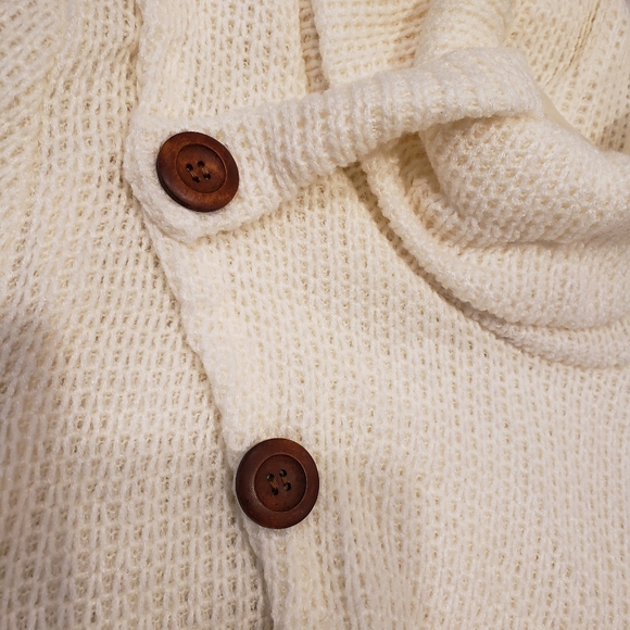 Wonderland By Orange Cowl Neck Overlap Sweater Oversized Small - Picture 10 of 10